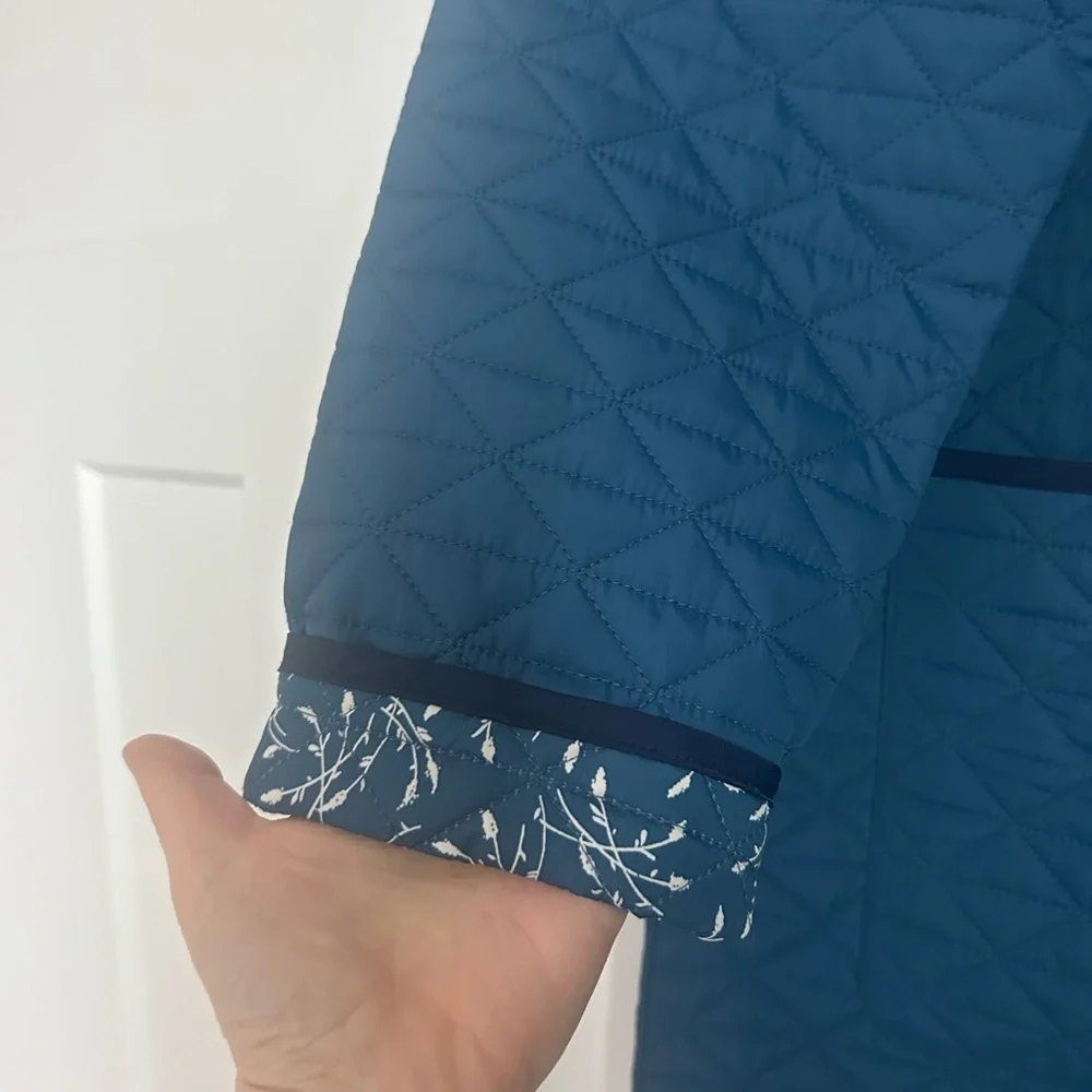 Lands End Women Reversable Insulated Barn Coat size XL - Picture 6 of 9